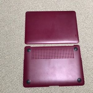 Incase Burgundy MacBook Air hard case 13 inch